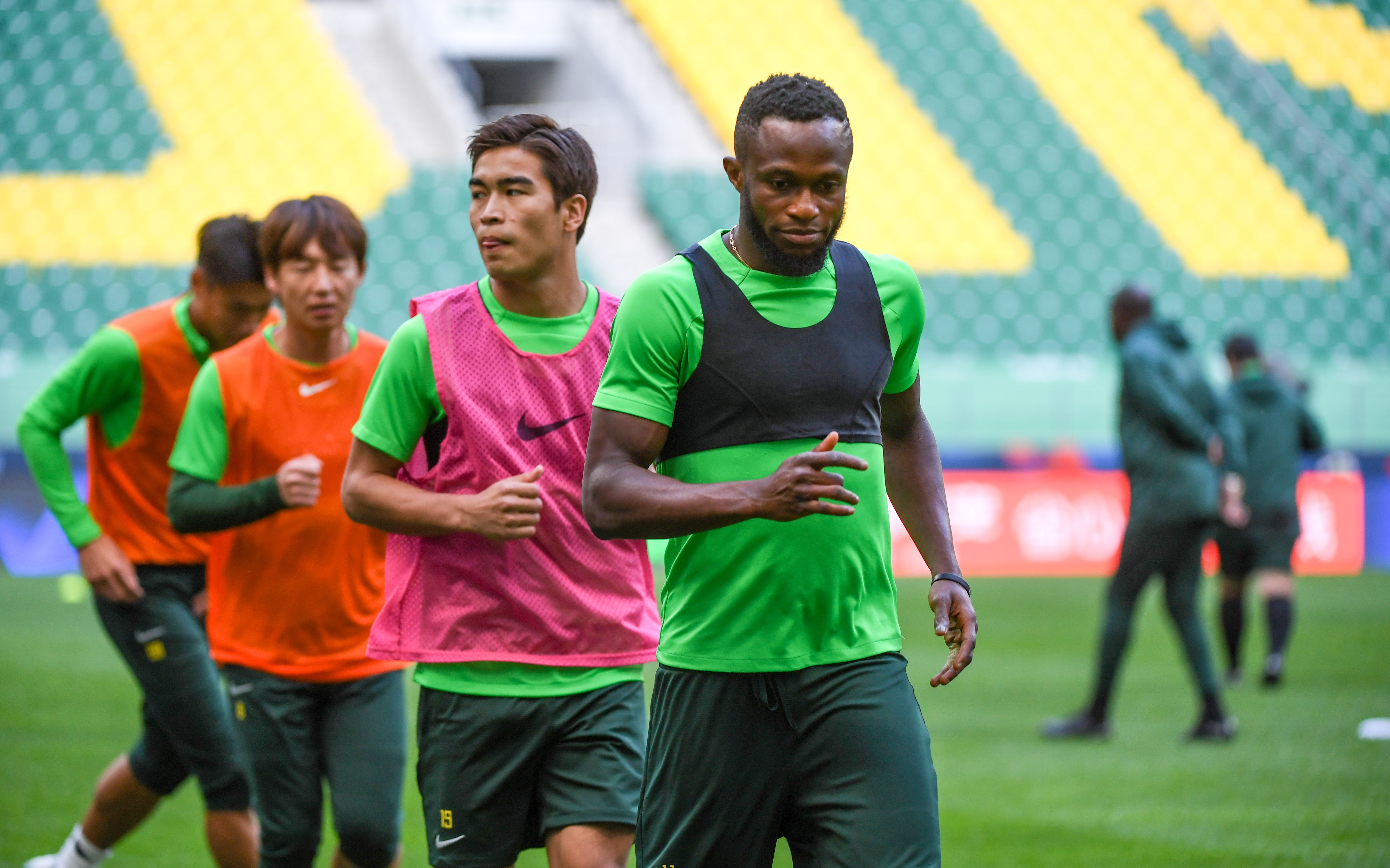 lol台服官网首页地址-冲刺阶段布莱顿防线松动俄克拉荷马雷霆加时末段伤情更新，转会期北京国安调整名单以备全明星赛直接炸裂的简单介绍